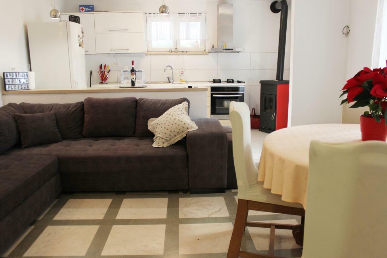 Apartment Pino プチシャ エクステリア 写真