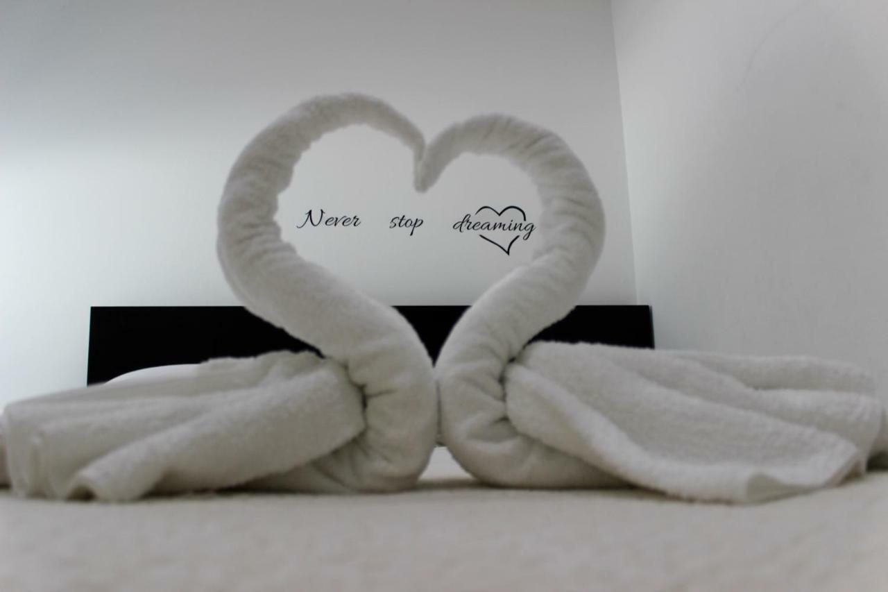 Apartment Pino プチシャ エクステリア 写真